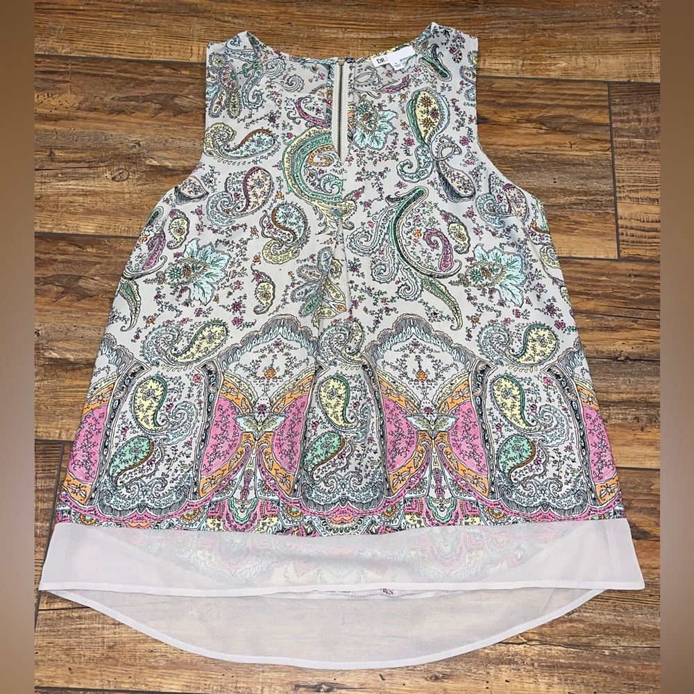 Pastel paisley sleeveless blouse